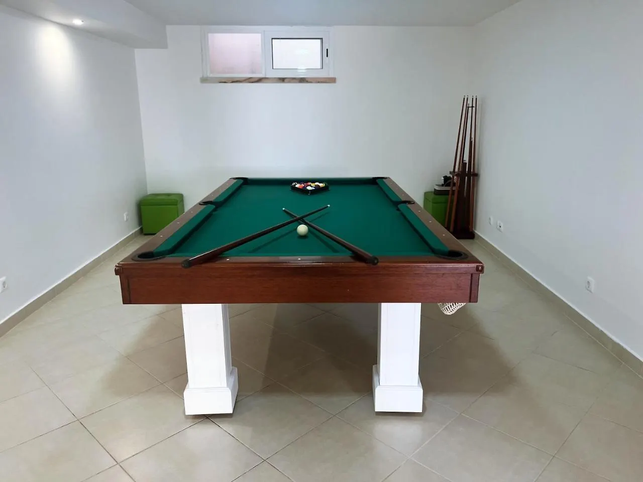 Moradia Fantastica Com Piscina A 5 Min Da Praia Monte Gordo Holiday home