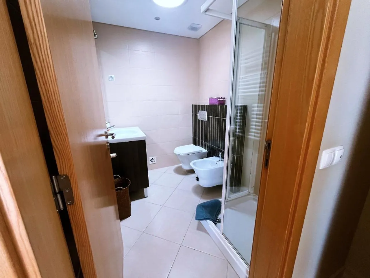 Moradia Fantastica Com Piscina A 5 Min Da Praia Monte Gordo Holiday home