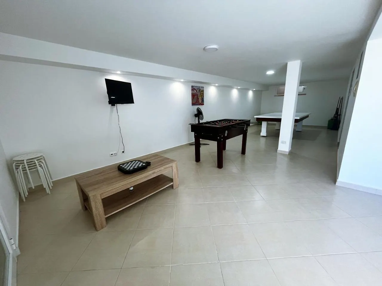 Moradia Fantastica Com Piscina A 5 Min Da Praia Monte Gordo